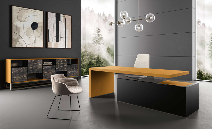 Scrivania direzionale con piano giallo ocra e contenitore a vista
