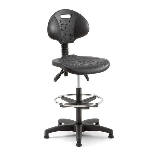 Sgabello TEKNIK 03 Linea Fabbrica in poliuretano integrale nero, base a piedini fissi e anello poggiapiedi cromato