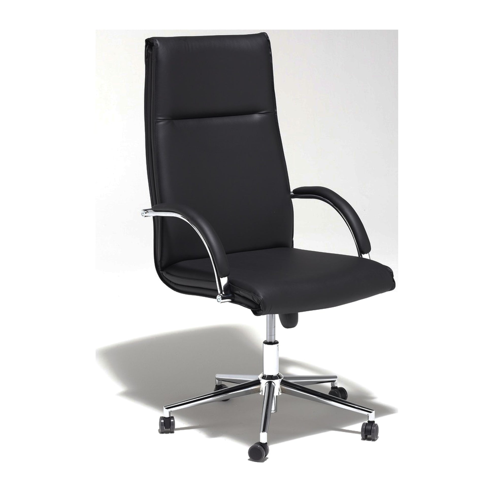 Sedia direzionale CROMA H MStyle in similpelle nera, vista frontale