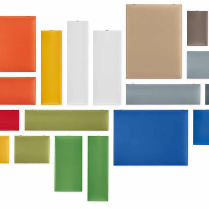 Composizione di pannelli fonoassorbenti Snowsound Caimi colorati a parete