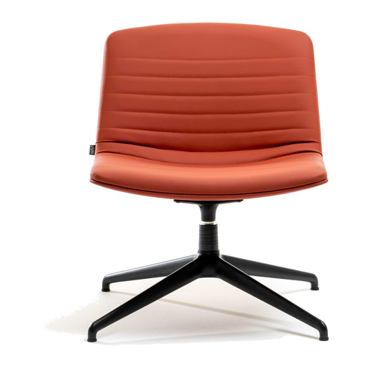 Poltrona d'attesa UNION LOUNGE GUEST Vaghi colore terracotta su base a quattro razze