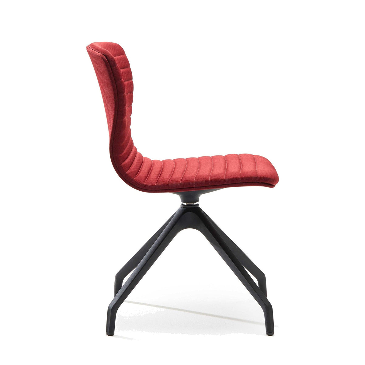 Sedia UNION GUEST girevole con piedini Vaghi colore rosso, vista laterale