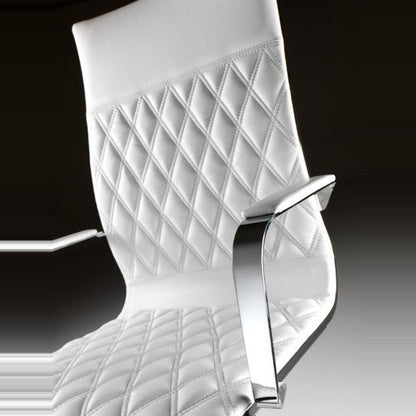 Sedia Direzionale KRUNA PLUS R - Vera pelle Kastel rivestita in pelle girevole con alzata a gas